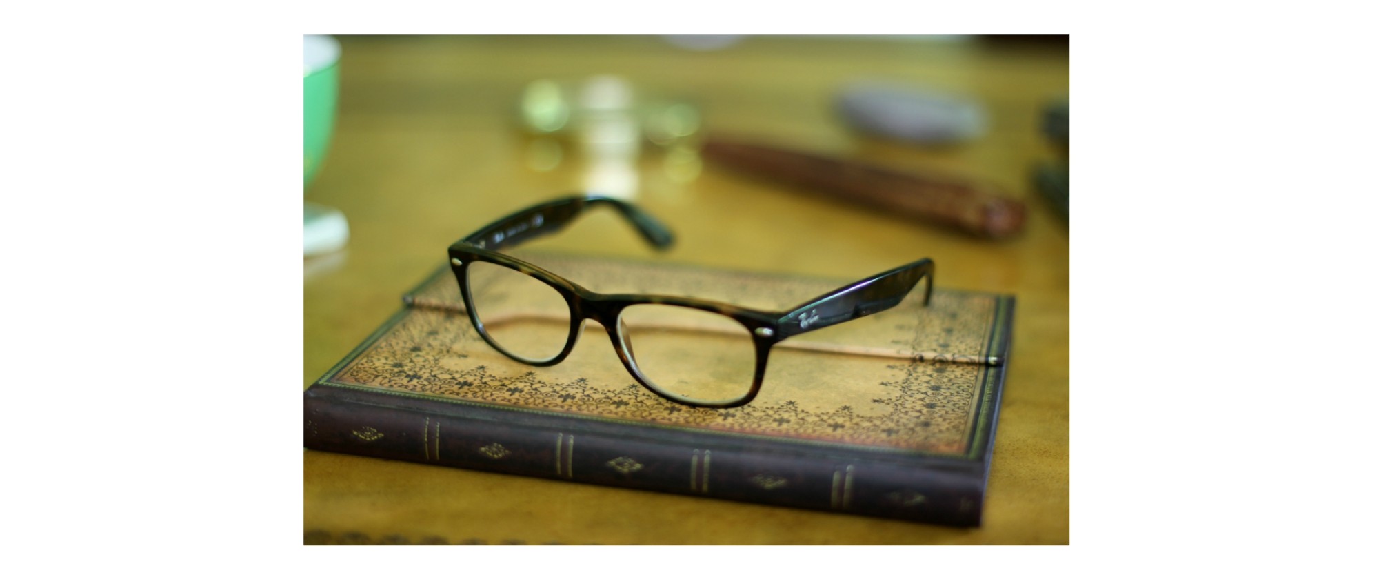 READING GLASSES